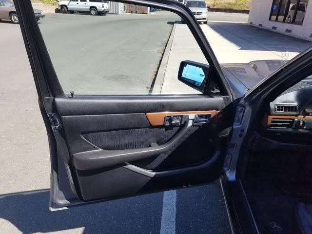 1987 Mercedes-Benz 400-Series 420SEL - photo 8