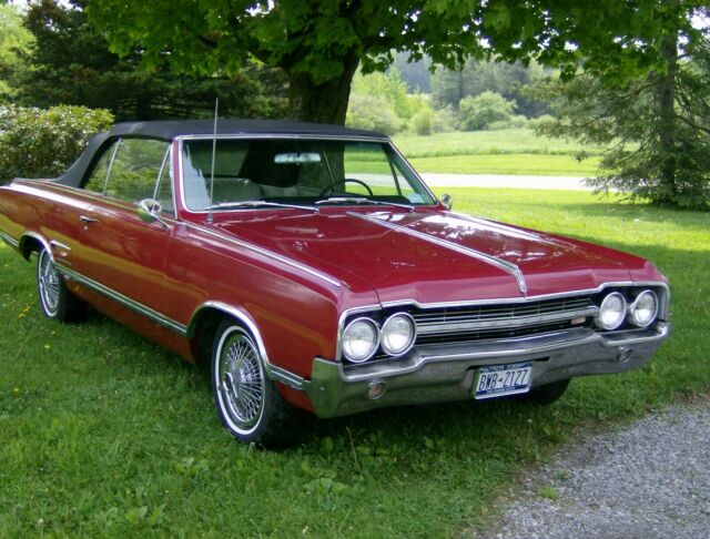 A matching numbers1965 Oldsmobile 442 Convertible Muscle Car 1965 Oldsmobile Cutlass 442