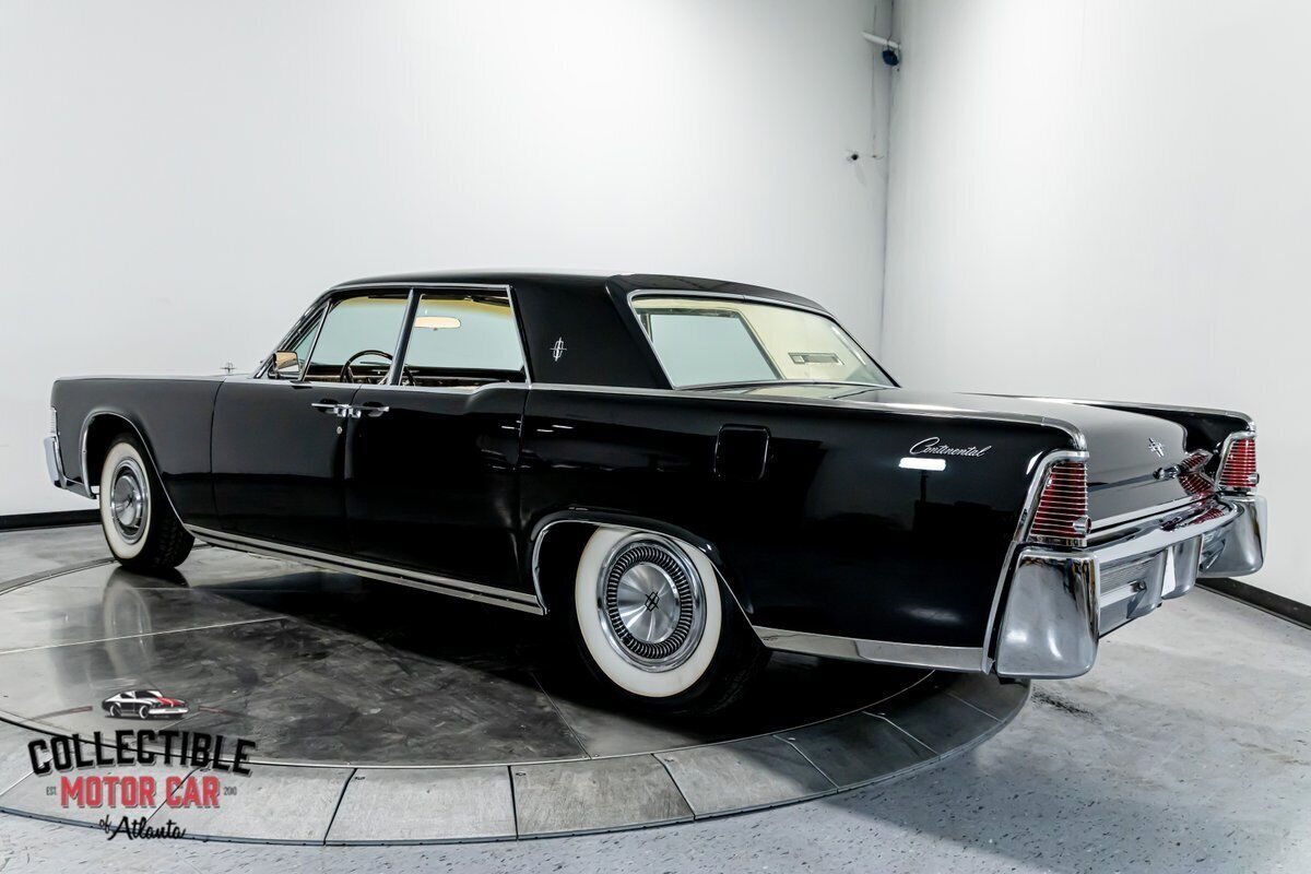 1965 Lincoln Continental - photo 10