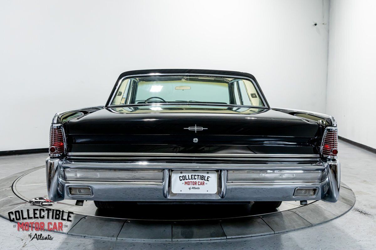 1965 Lincoln Continental - photo 12