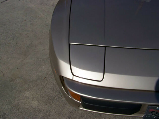 1986 Porsche 944 ULTRA NICE ORIGINAL PAINT AUTOMATIC A/C ALL STOCK A BEAUTY - photo 11
