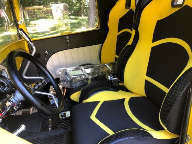 1929 Ford Model A - photo 2