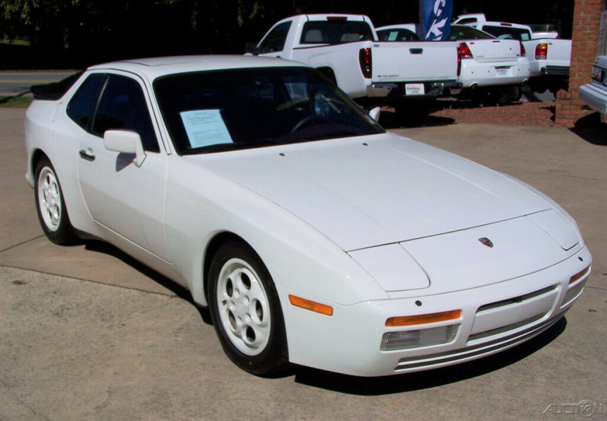 A MUST SEE STOCK IN OUR SHOWROOM BEAUTY LEATHER CRUISE COMPARE TOO 924 S 911 914 1987 Porsche 944 TURBO 5-SPEED A/C PREMIUM SPECTACULAR PAINT & INTERIOR COUPE