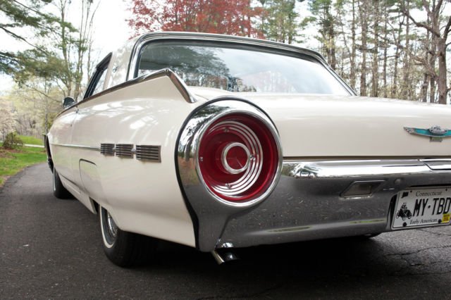 1962 Ford Thunderbird - photo 8