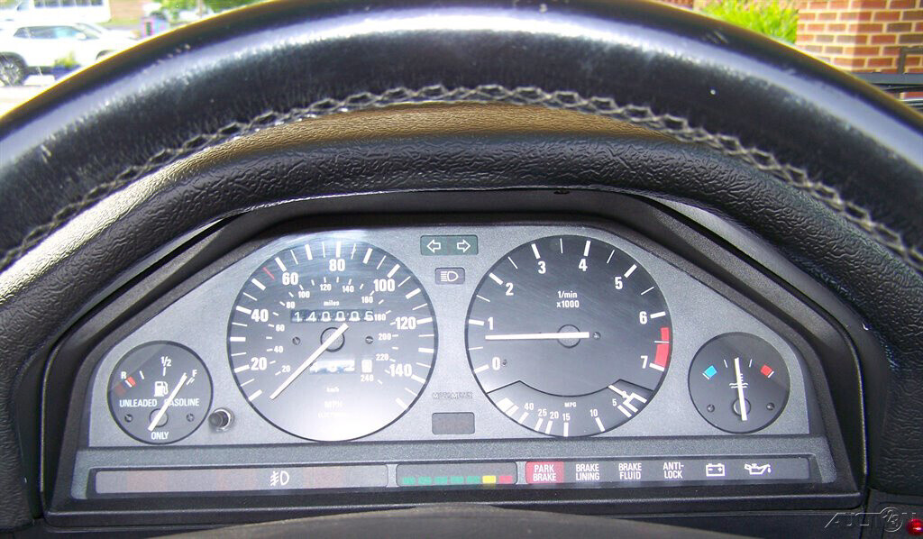 1993 BMW 3-Series 325ic 5-SPEED IN-LINE 6CYL CONVERTIBLE CABRIO RWD ROADSTER - photo 9