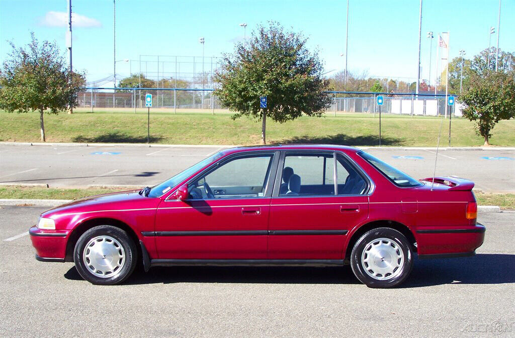 1993 Honda Accord 1-OWNER 43K EX PREMIUM 4-DR 2.2L 16V COLD A/C AUTOMATIC SEDAN - photo 6
