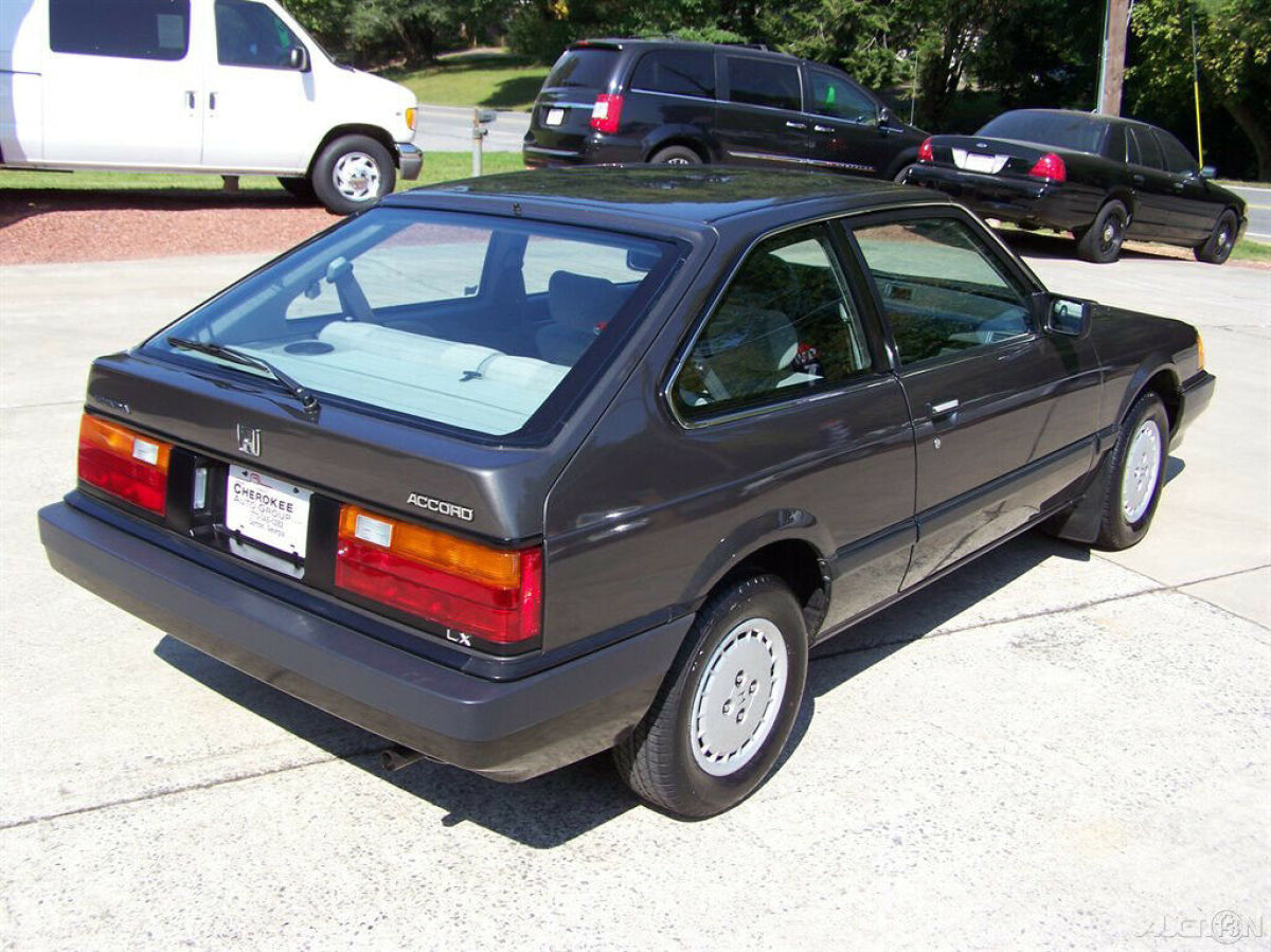 1984 Honda Accord 1-OWNER 37K LX MINT PRISTINE MUSEUM QUALITY BEST OF THE BEST - photo 2