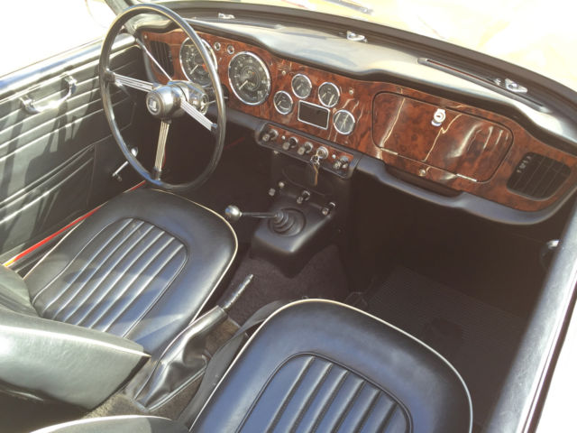 1966 Triumph TR-4A - photo 2