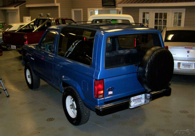 1987 Ford Bronco II 1-OWNER XLT 4X4 2.9L V6 5-SPEED VERY ORIGINAL WAGON - photo 3
