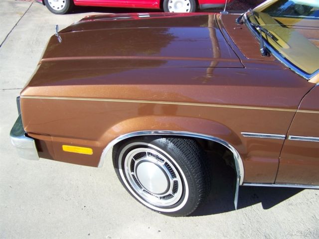 1980 Ford Fairmont 1-OWNER 42K COLD AC FUTURA STYLE LTD TRIM PACKAGE - photo 11
