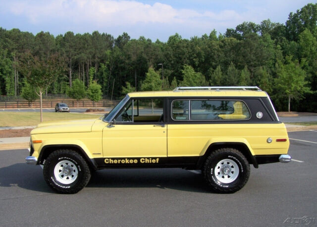 1977 Jeep Cherokee 1-OWNER CHIEF 2 DOOR S WIDE TRAC Z CODE 401 V8 4BBL 4WD - photo 8