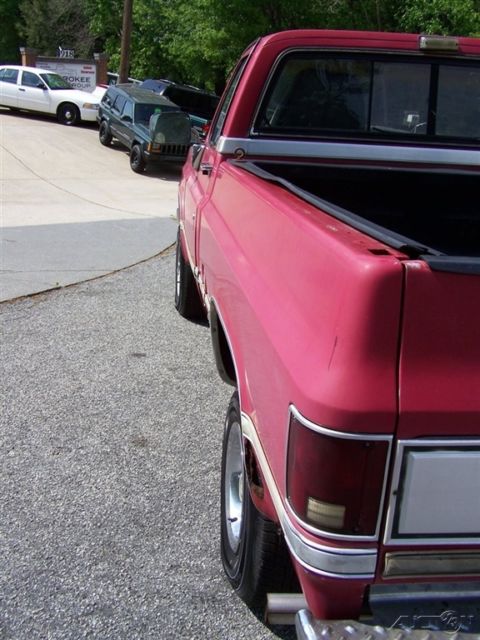 1984 Chevrolet C/K Pickup 1500 SILVERADO K10 4X4 RED SHORT BED AC V8 AUTOMATIC - photo 8