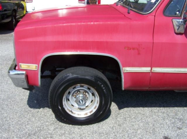 1984 Chevrolet C/K Pickup 1500 SILVERADO K10 4X4 RED SHORT BED AC V8 AUTOMATIC - photo 9