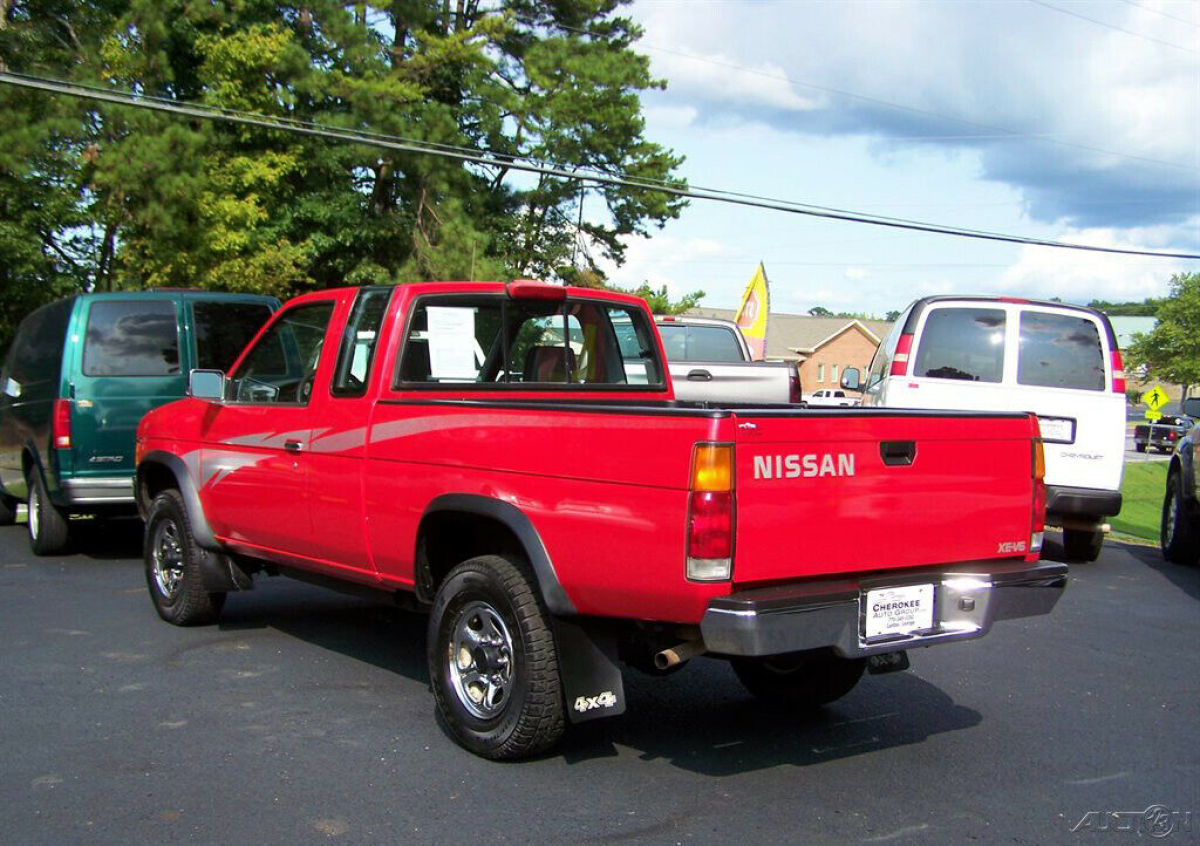 1994 Nissan Frontier 1-OWNER 146K XE 4WD 3.0L V6 5-SPEED COLD A/C KING CAB TRUCK - photo 12