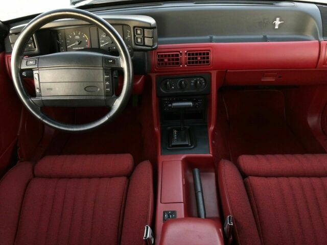 1991 Ford Mustang GT - photo 13