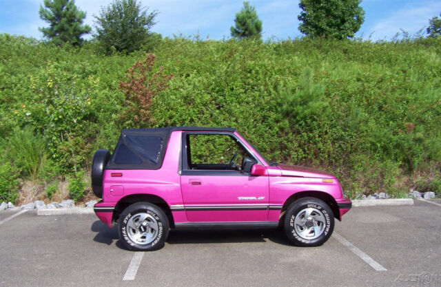1993 Geo Tracker LSi 1-OWNER 120K 4WD 5-SPEED 1.6L FUEL INJ CONVERTIBLE WAGON - photo 9