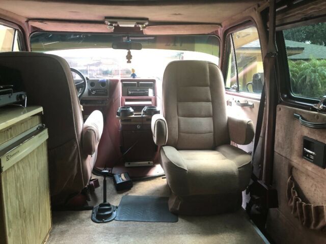 1990 GMC Vandura Camper van - photo 12