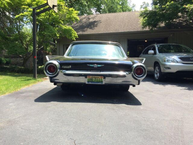 1961 Ford Thunderbird standard - photo 3