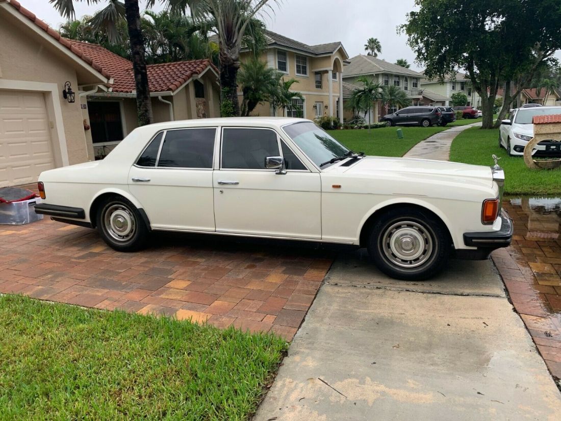 1988 Rolls-Royce Silver Spirit/Spur/Dawn