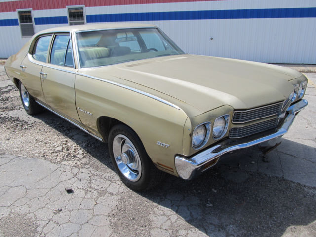 A TRUE suviovor 1970 Chevrolet Malibu.... 1970 Chevrolet Chevelle 4-door Sedan