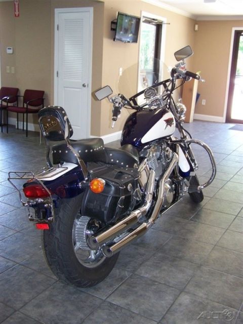 1994 Honda HONDA SHADOW VT1100CL 19K MOTORCYCLE CRUISER PRISTINE COND - photo 2