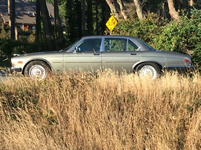 A very clean and attractive XJ12 1988 Jaguar XJ Vanden Plas