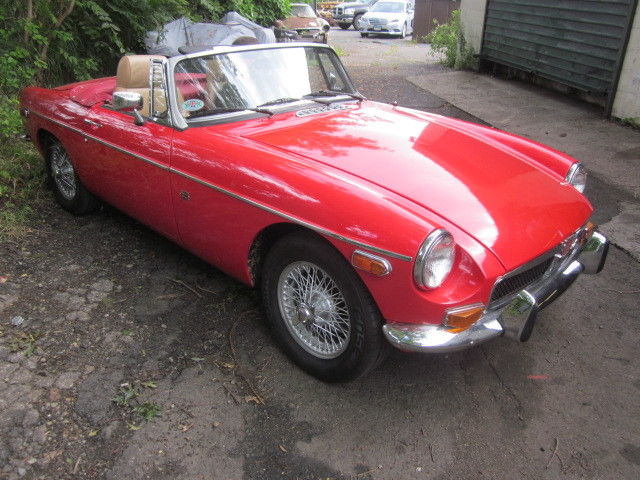 1977 MG MGB tan - photo 5