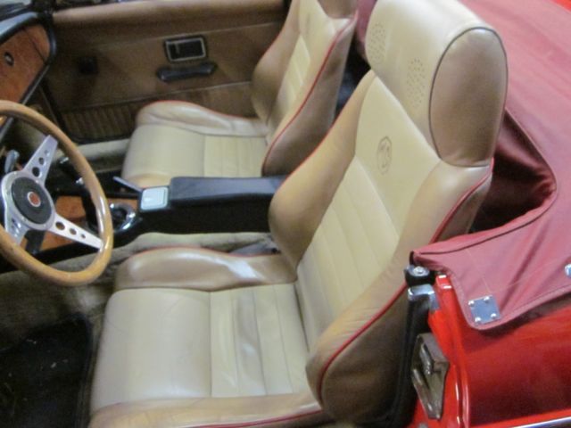 1977 MG MGB tan - photo 9