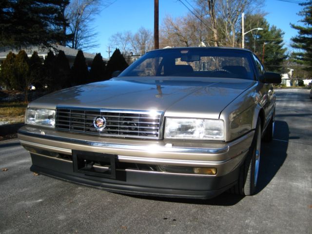 1993 Cadillac Allante w/Hardtop - photo 4