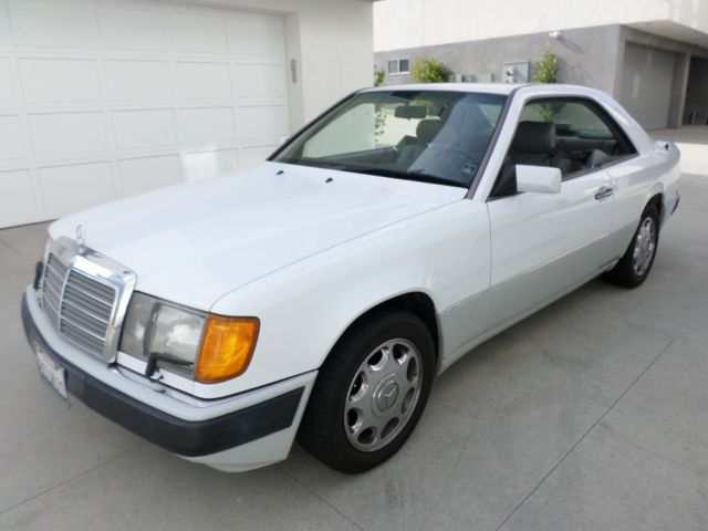 Absolutely amazing local California car - no rust - like new. 1993 Mercedes-Benz 300-Series