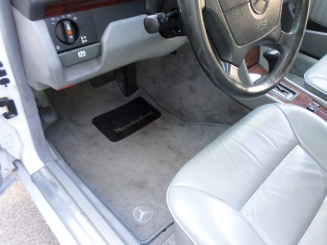 1993 Mercedes-Benz 300-Series - photo 13