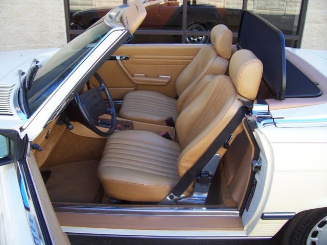1989 Mercedes-Benz SL-Class R107 Series - photo 12