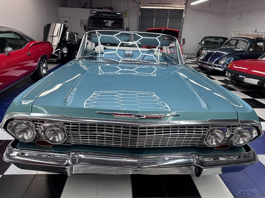 1963 Chevrolet Impala SHOW QUALITY 63 SS - PROBABLY THE FINEST ON THE MARKET - photo 9