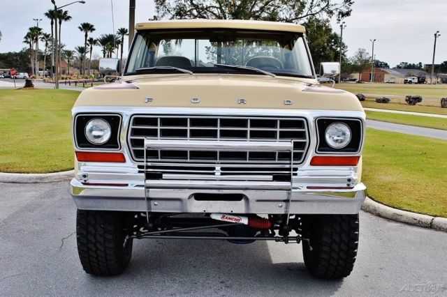 1978 Ford F-150 Custom 400 Modified 4x4 Stunning Restoration - photo 2