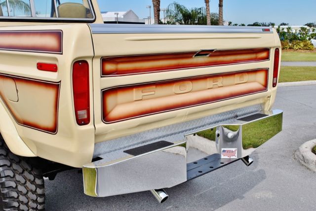 1978 Ford F-150 Custom 400 Modified 4x4 Stunning Restoration - photo 10