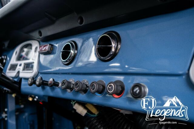 1968 Toyota Land Cruiser FJ40 - photo 12