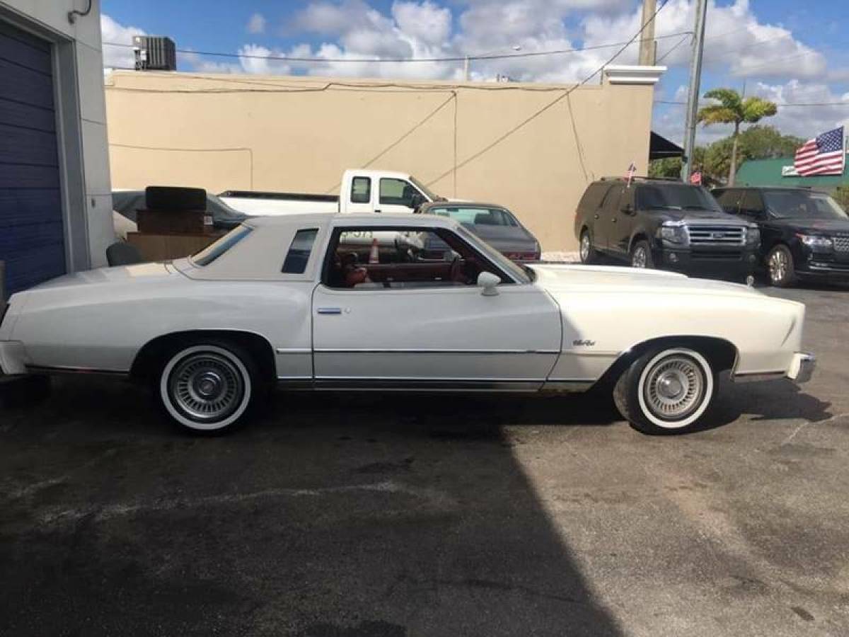 1977 Chevrolet Monte Carlo - photo 10