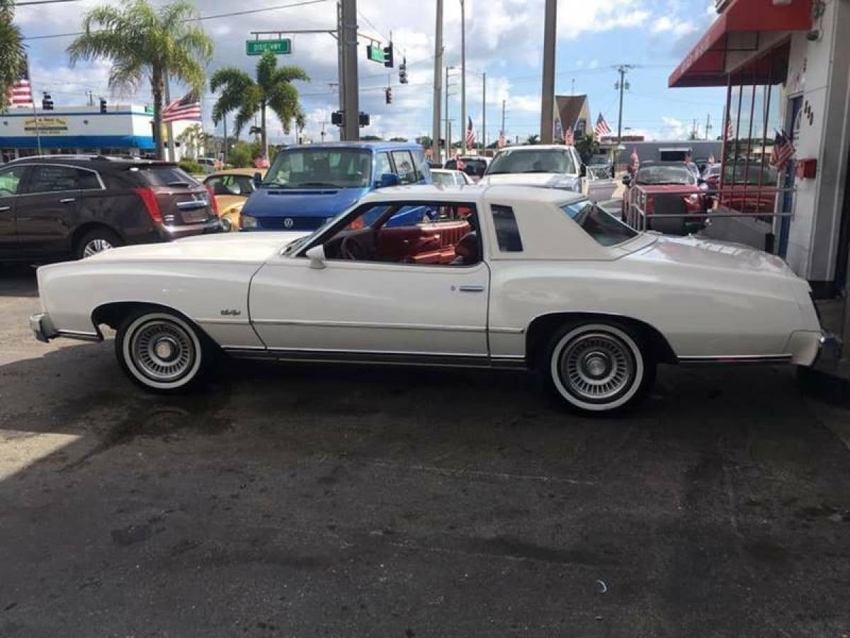 1977 Chevrolet Monte Carlo - photo 2