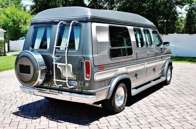 1990 Ford E-Series Van Econoline Conversion Van stunning Low Miles - photo 4