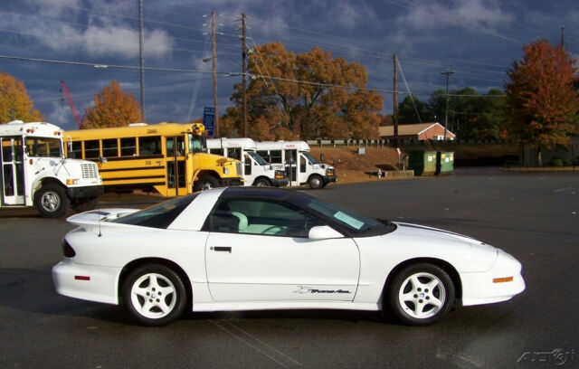 1994 Pontiac Firebird 25th ANN TRANS AM GT T-TOP 5.7L TUNE PORT H.O 350 V8 - photo 8