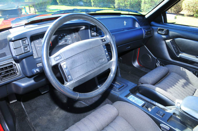 1991 Ford Mustang - photo 7