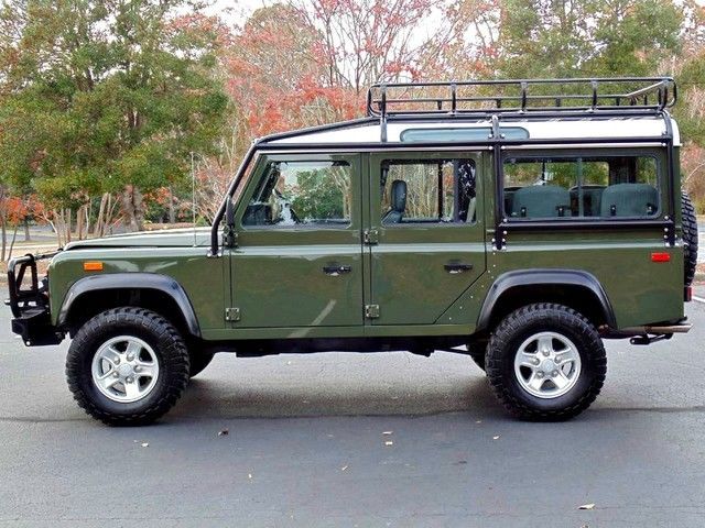 1993 Land Rover Defender Base Sport Utility 4-Door - photo 4