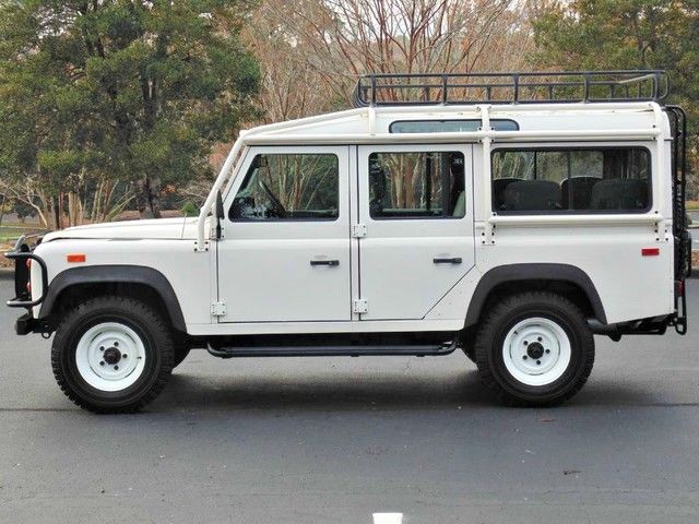 1993 Land Rover Defender Base Sport Utility 4-Door - photo 4