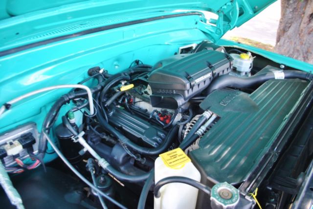 1961 Ford F-100 Restomod V8 Auto Fully Restored Late Model Chassis - photo 13