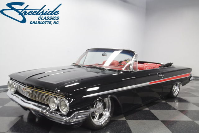 AIR RIDE, LS 6.0L V8, 4SPD TRANS, A/C, PWR STEER/BRAKE, CUSTOM INT/EXT, SHARP!! 1961 Chevrolet Impala Restomod