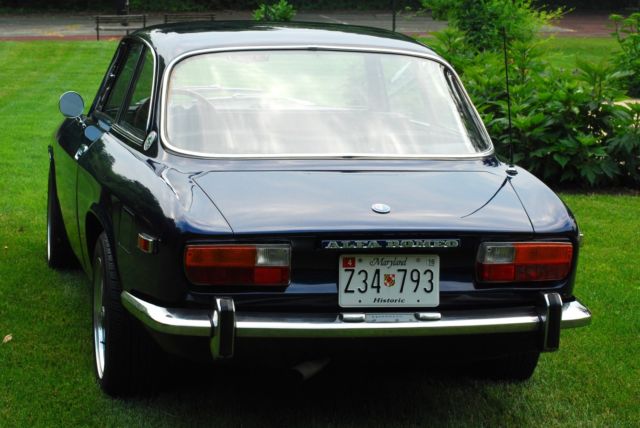 1974 Alfa Romeo GTV A/C, Webers, Bluetooth - photo 2