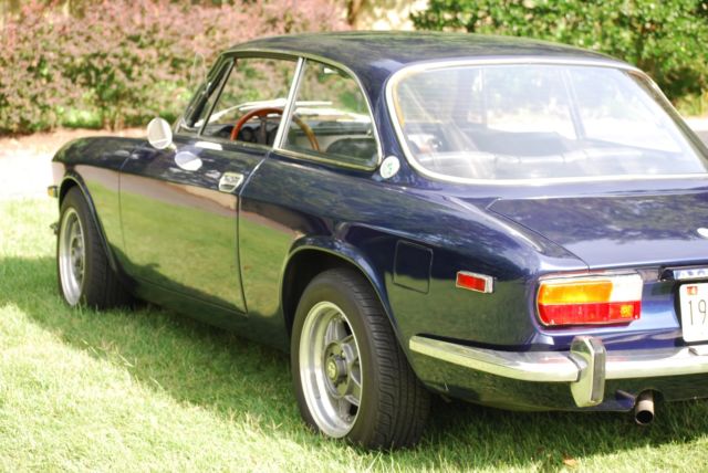 1974 Alfa Romeo GTV A/C, Webers, Bluetooth - photo 9