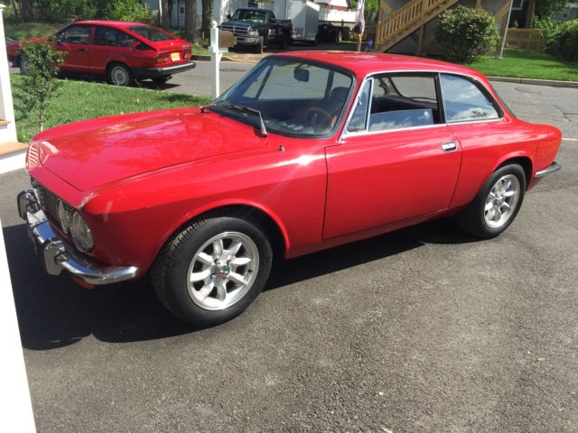 Alfa Romeo 1974 GTV, GT Veloce 2000, Rust Free, Fresh Paint, Weber Carburetors 1974 Alfa Romeo GTV Series 105