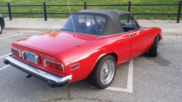 1974 Alfa Romeo 2000 Spider Veloce Convertible - photo 4