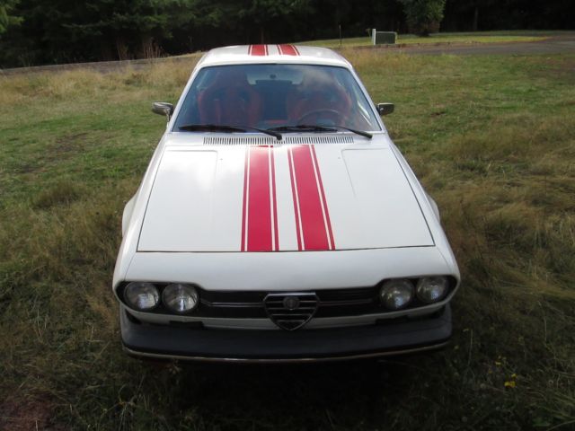 1976 Alfa Romeo GTV - photo 12
